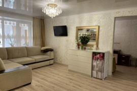 2-к. квартира, 57 м², 1/5 эт.