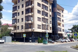 Продается 3-к. кв., 92 м² 

